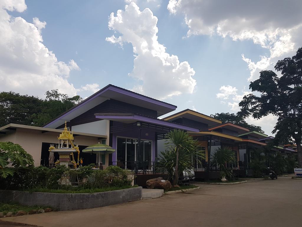 D-Sine Resort Buriram Buitenkant foto